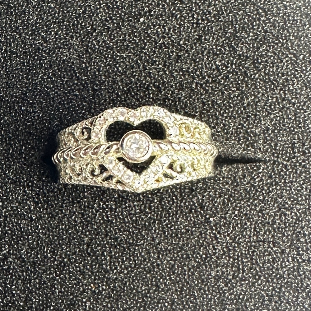 Silver Women's Ring with heart design - Size: 6.5